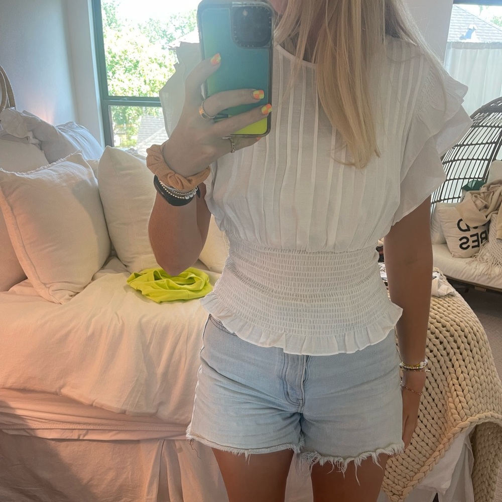 fitted blouse